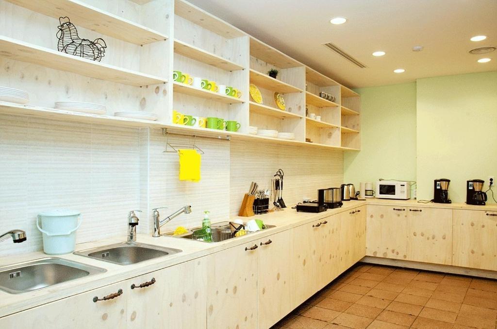 You&I Guesthouse Jeju Bagian luar foto