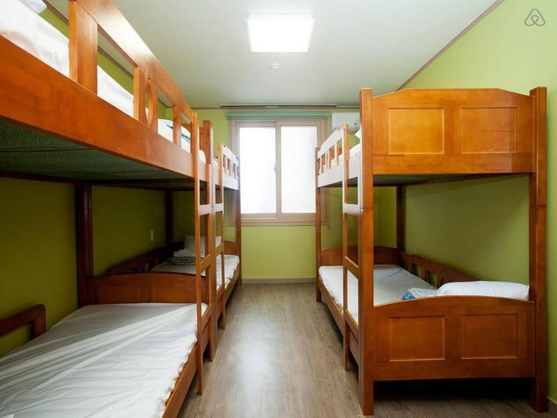 You&I Guesthouse Jeju Bagian luar foto