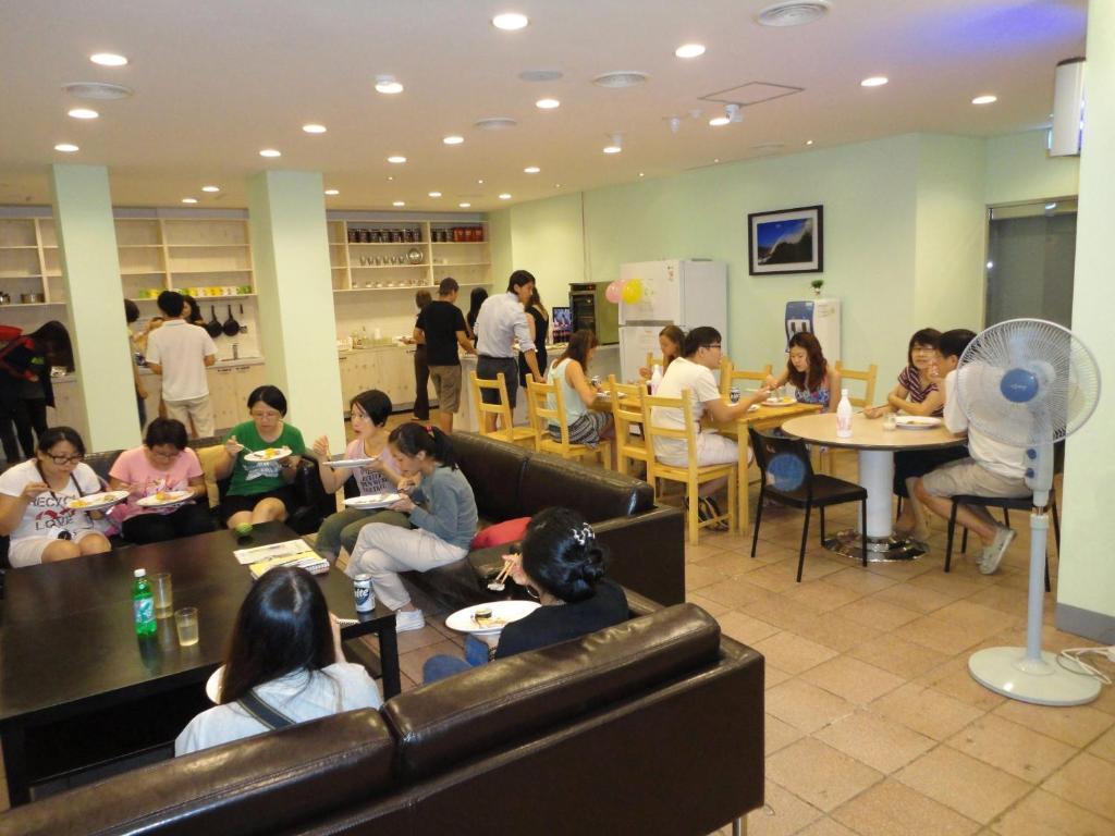 You&I Guesthouse Jeju Bagian luar foto